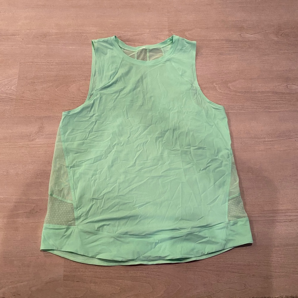 Lululemon tank!!!!